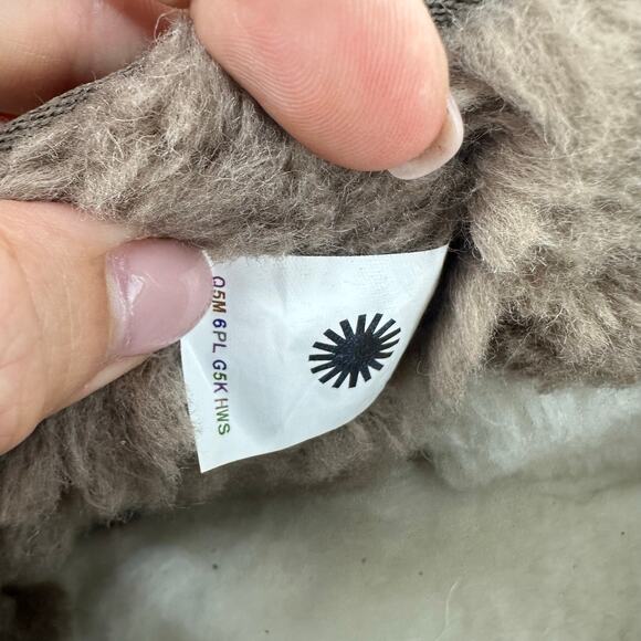 UGG Classic Ultra Mini New Heights Boots Chestnut Womens Size 10 Platform - Picture 8 of 10